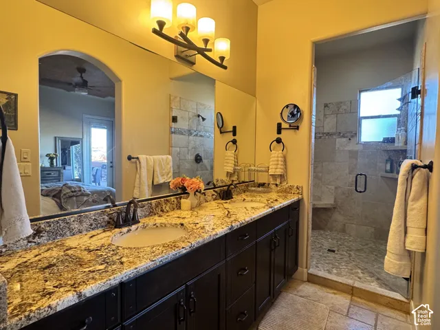 Dual vanity with granite countertop and undermount sinks