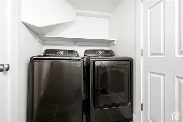 Laundry area with integrated shelving