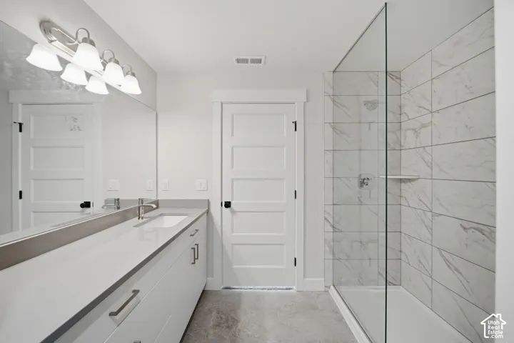 Sample of 2 bedroom Primary bath