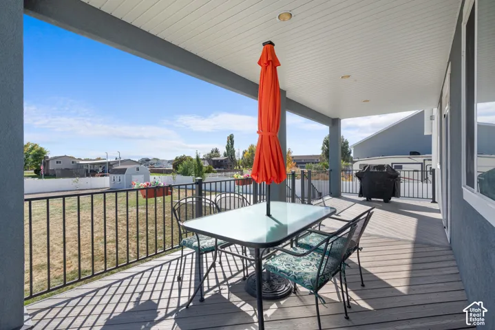 5667 W 3900 S, Hooper, Utah 84315