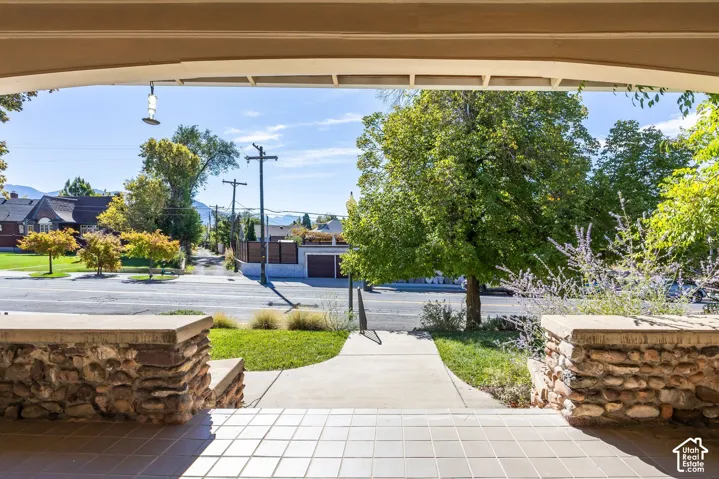 1555 E 900 S, Salt Lake City, Utah 84105