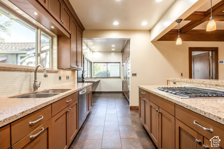 1555 E 900 S, Salt Lake City, Utah 84105