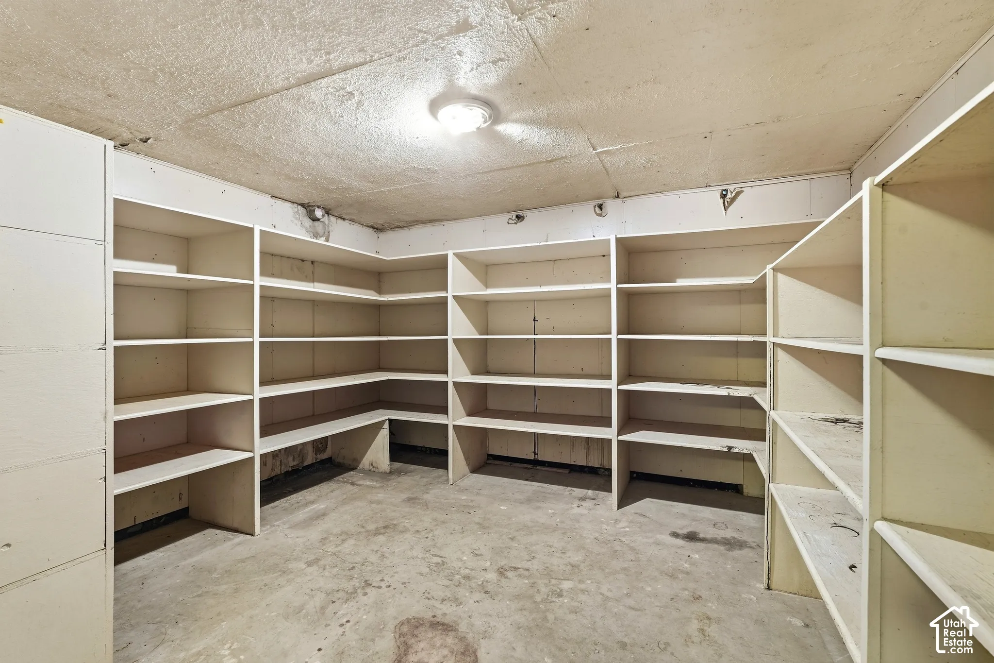 Built-in shelving units with multiple tiers