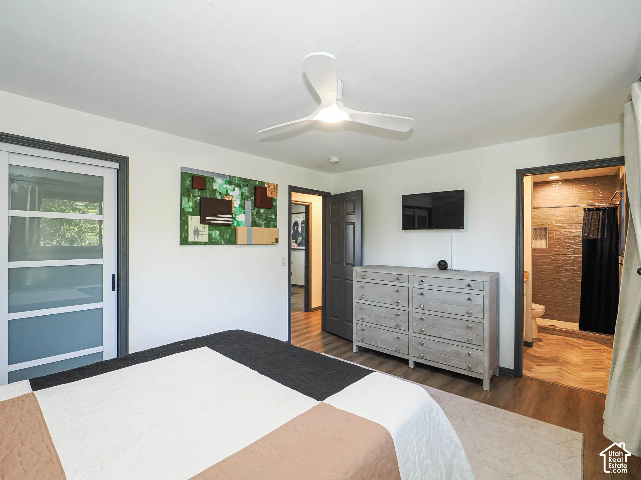 Wood-finish flooring throughout