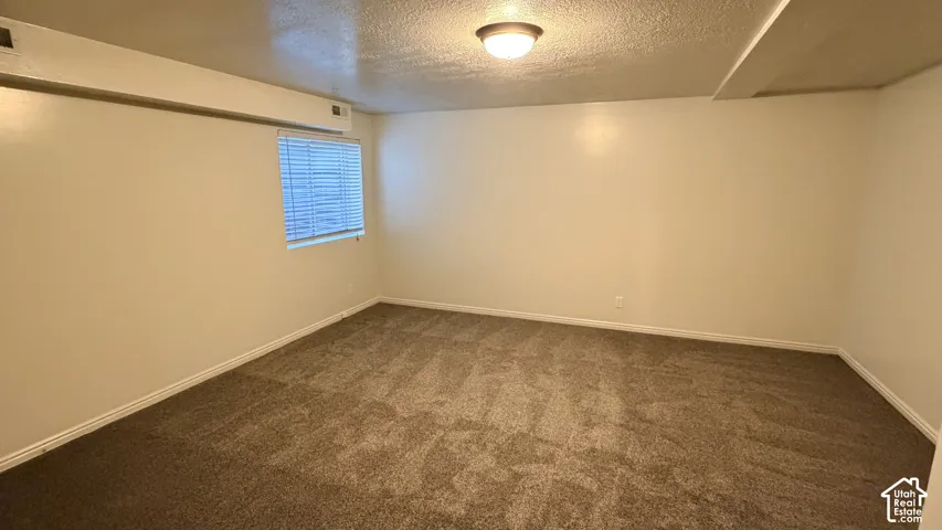 404 S Main St, Kaysville, Utah 84037