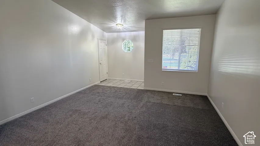 404 S Main St, Kaysville, Utah 84037