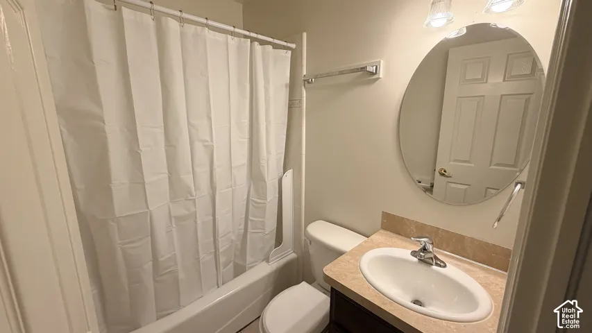 404 S Main St, Kaysville, Utah 84037