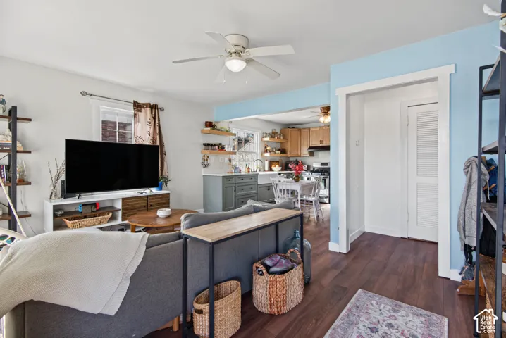 Wood-finish flooring throughout