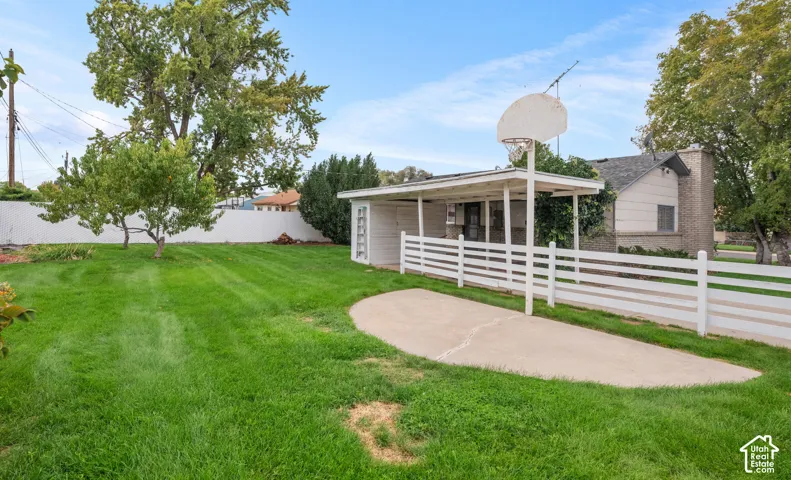 690 N 120 E, Orem, Utah 84057