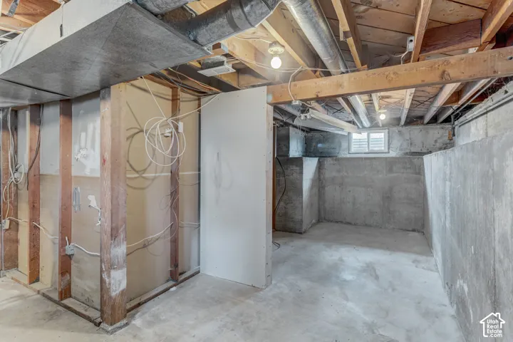 4671 W 5215 S, Kearns, Utah 84118