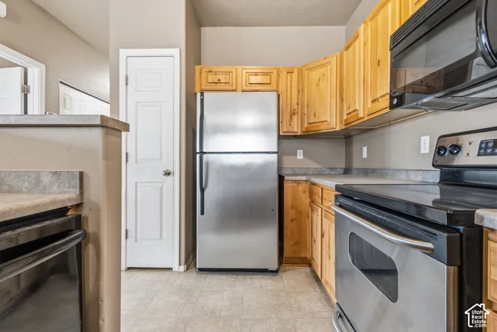 12802 S Timber Run Dr, Riverton, Utah 84065