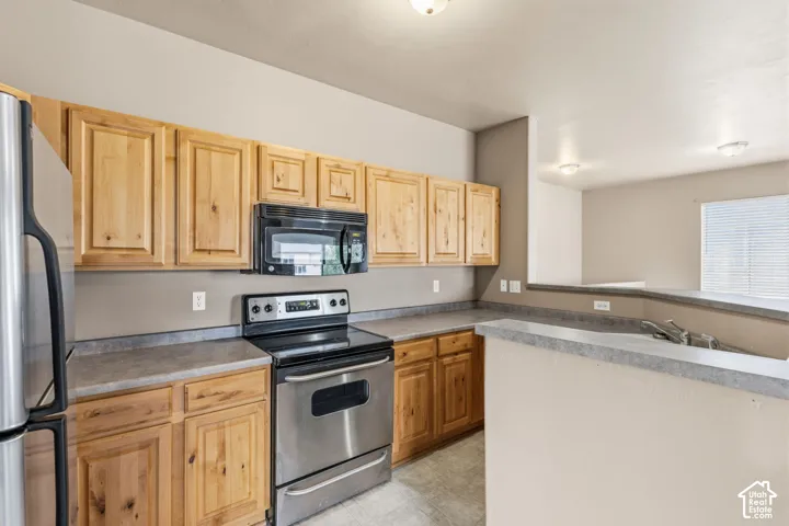 12802 S Timber Run Dr, Riverton, Utah 84065