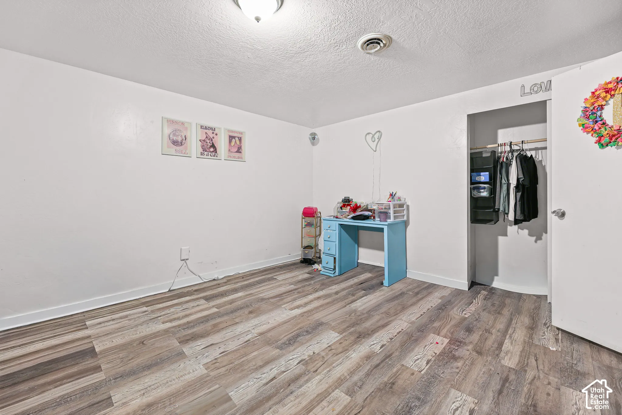 Wood-finish flooring with a neutral color palette