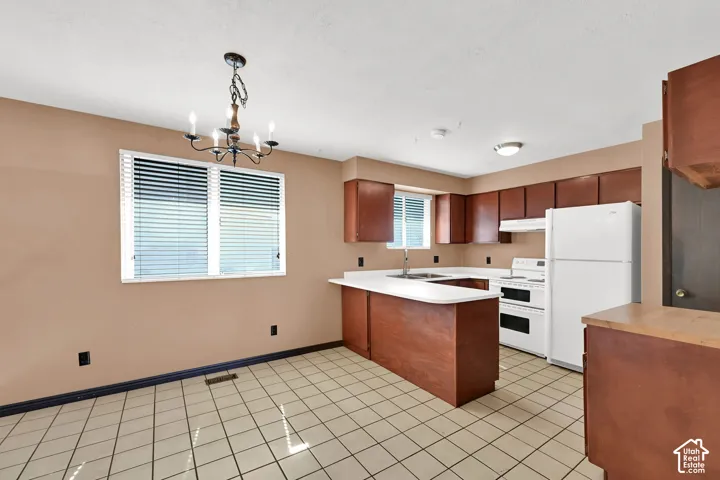 Dining/Kitchen