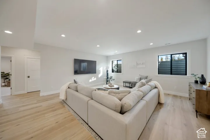 Photos are of a previous build and to show an example of what can be done.