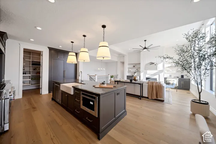Photos are of a previous build and to show an example of what can be done.