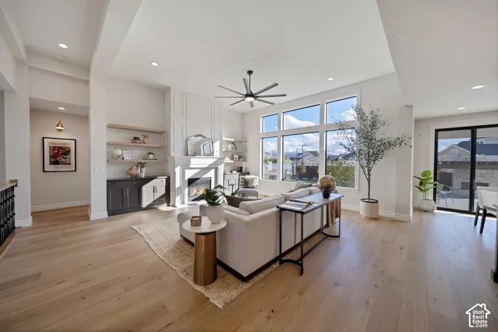 Photos are of a previous build and to show an example of what can be done.