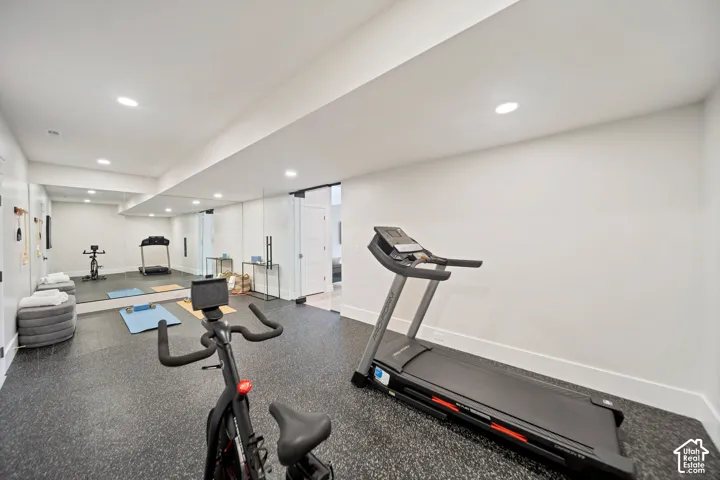 Photos are of a previous build and to show an example of what can be done.
