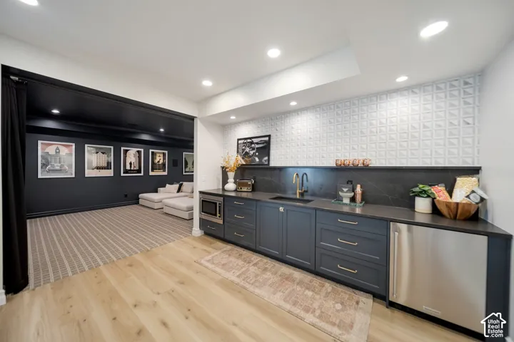 Photos are of a previous build and to show an example of what can be done.