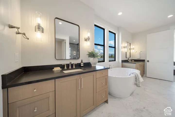 Photos are of a previous build and to show an example of what can be done.