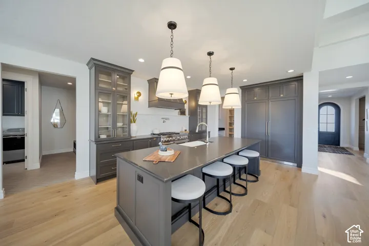 Photos are of a previous build and to show an example of what can be done.