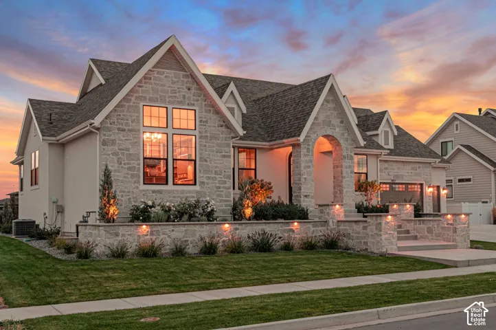 Photos are of a previous build and to show an example of what can be done.