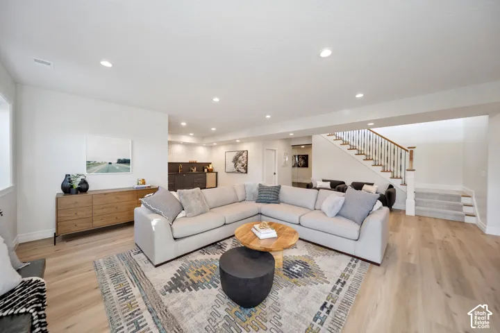 Photos are of a previous build and to show an example of what can be done.
