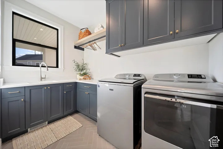 Photos are of a previous build and to show an example of what can be done.