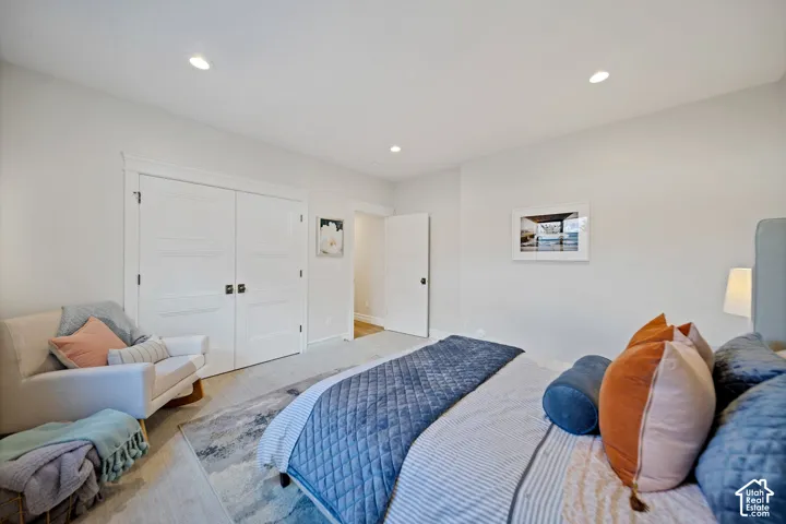 Photos are of a previous build and to show an example of what can be done.
