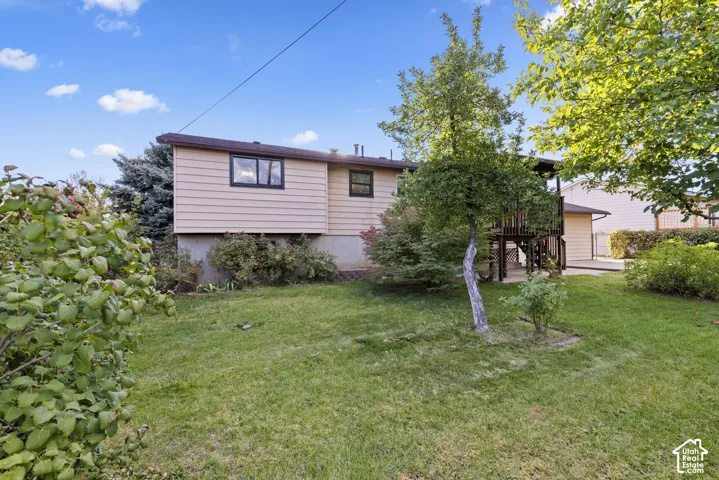 566 N 700 W, Clearfield, Utah 84015