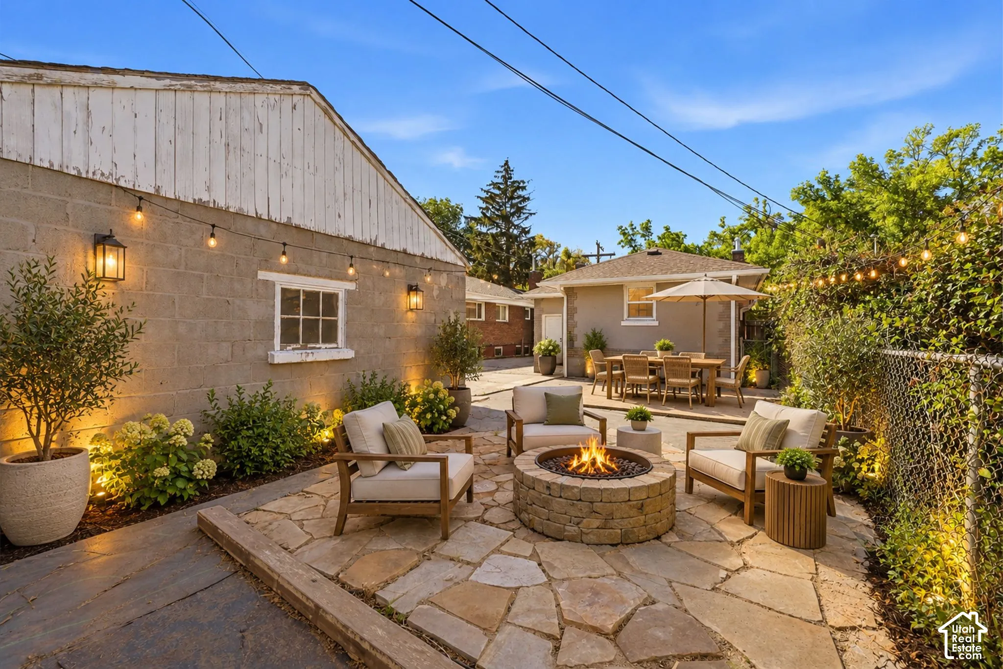 (Virtually Staged) Backyard