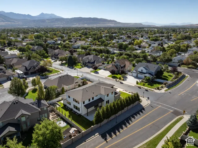 3168 W Chalk Creek Way, South Jordan, Utah 84095