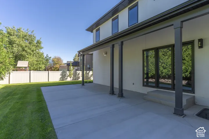 3168 W Chalk Creek Way, South Jordan, Utah 84095