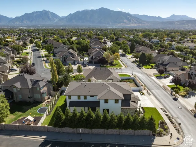 3168 W Chalk Creek Way, South Jordan, Utah 84095