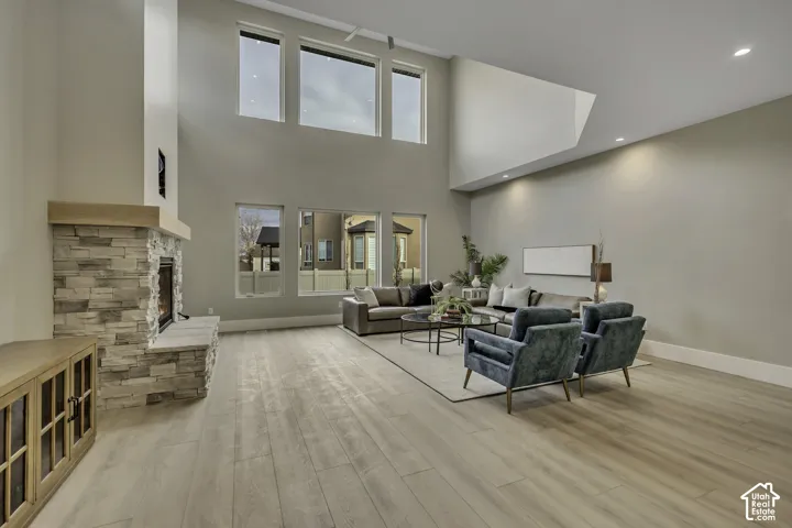 3168 W Chalk Creek Way, South Jordan, Utah 84095