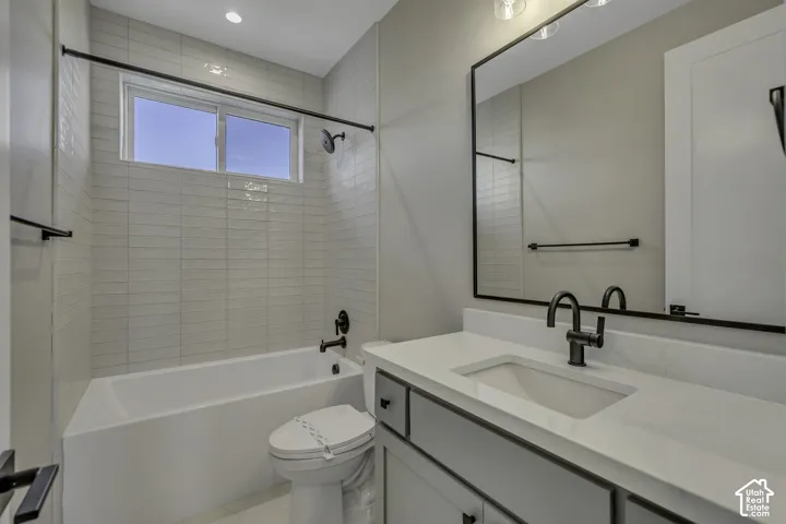 3168 W Chalk Creek Way, South Jordan, Utah 84095