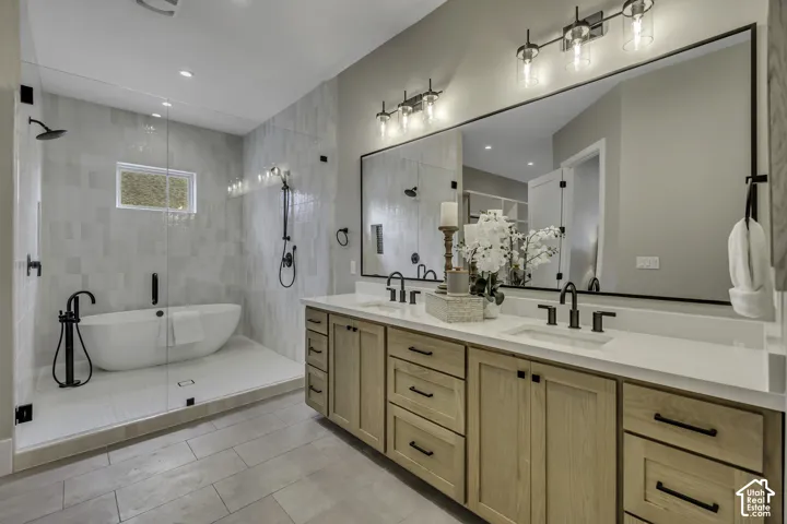3168 W Chalk Creek Way, South Jordan, Utah 84095