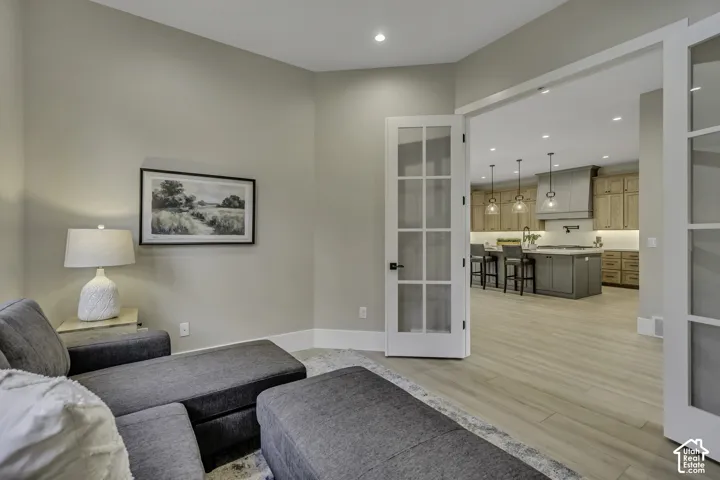 3168 W Chalk Creek Way, South Jordan, Utah 84095