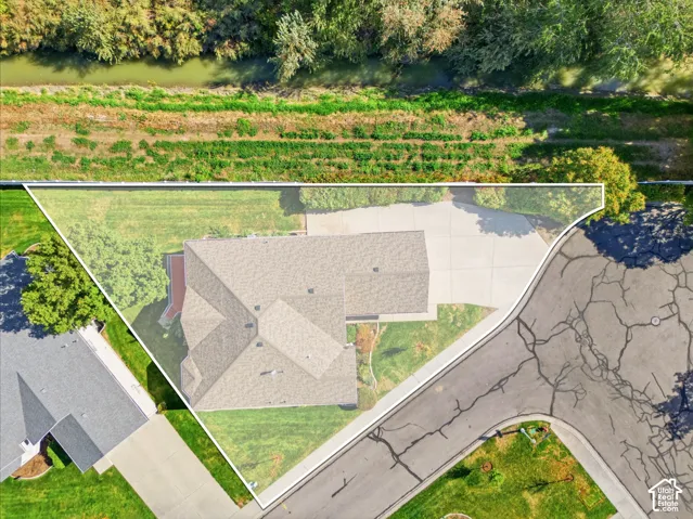 Aerial view with lot lines