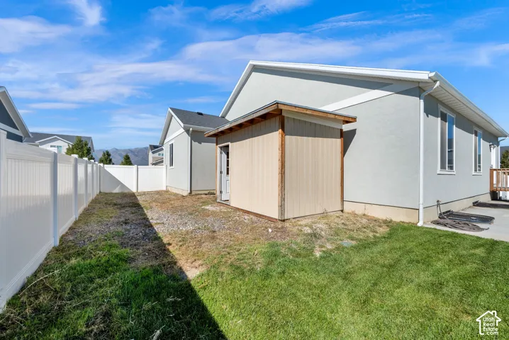 7950 N Seabiscuit Rd, Eagle Mountain, Utah 84005