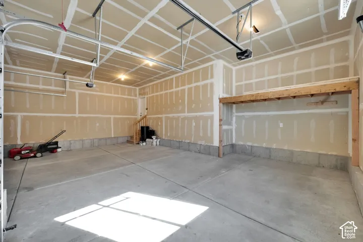 7950 N Seabiscuit Rd, Eagle Mountain, Utah 84005
