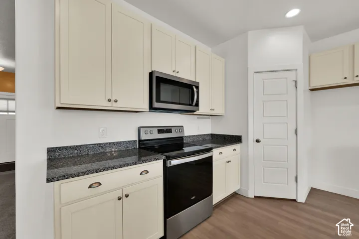 7950 N Seabiscuit Rd, Eagle Mountain, Utah 84005