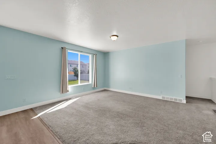 7950 N Seabiscuit Rd, Eagle Mountain, Utah 84005