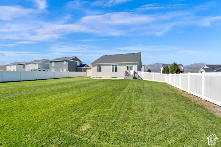 7950 N Seabiscuit Rd, Eagle Mountain, Utah 84005