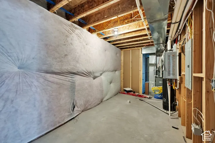 7950 N Seabiscuit Rd, Eagle Mountain, Utah 84005