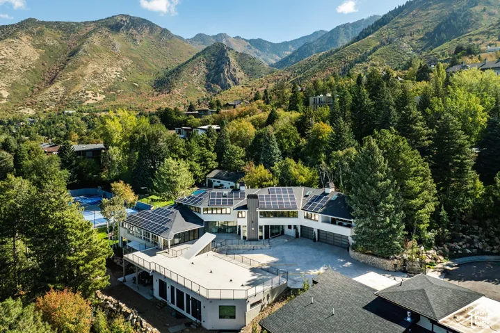 3898 E Thousand Oaks Cir, Millcreek, Utah 84124
