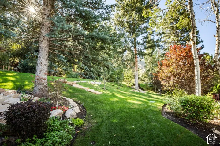 3898 E Thousand Oaks Cir, Millcreek, Utah 84124