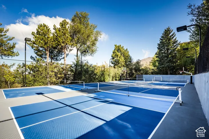 3898 E Thousand Oaks Cir, Millcreek, Utah 84124