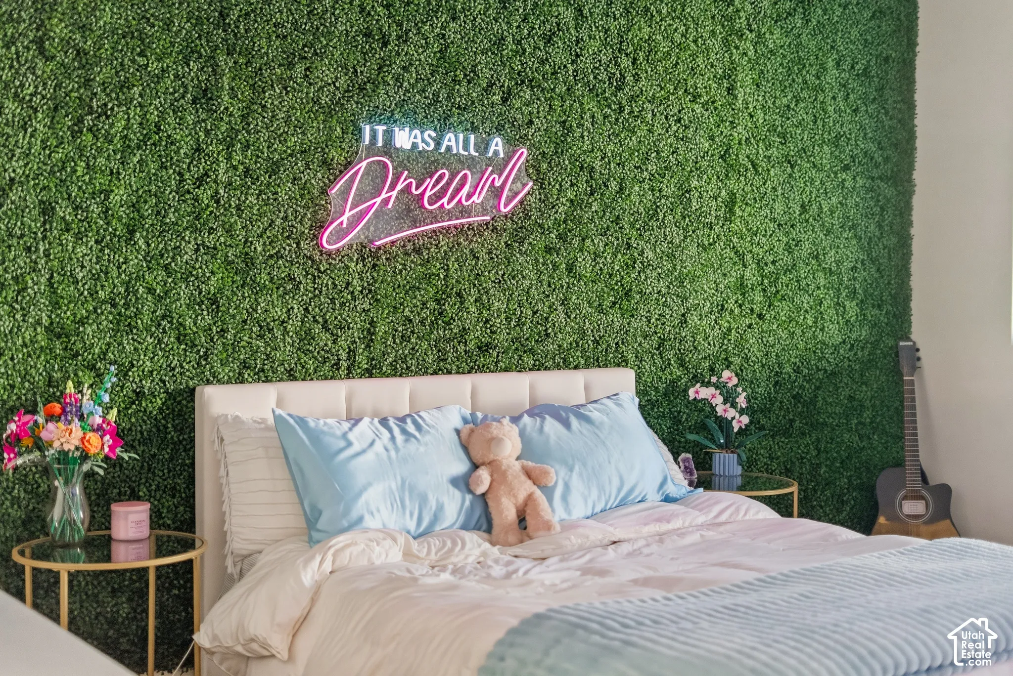 Feature wall with artificial greenery