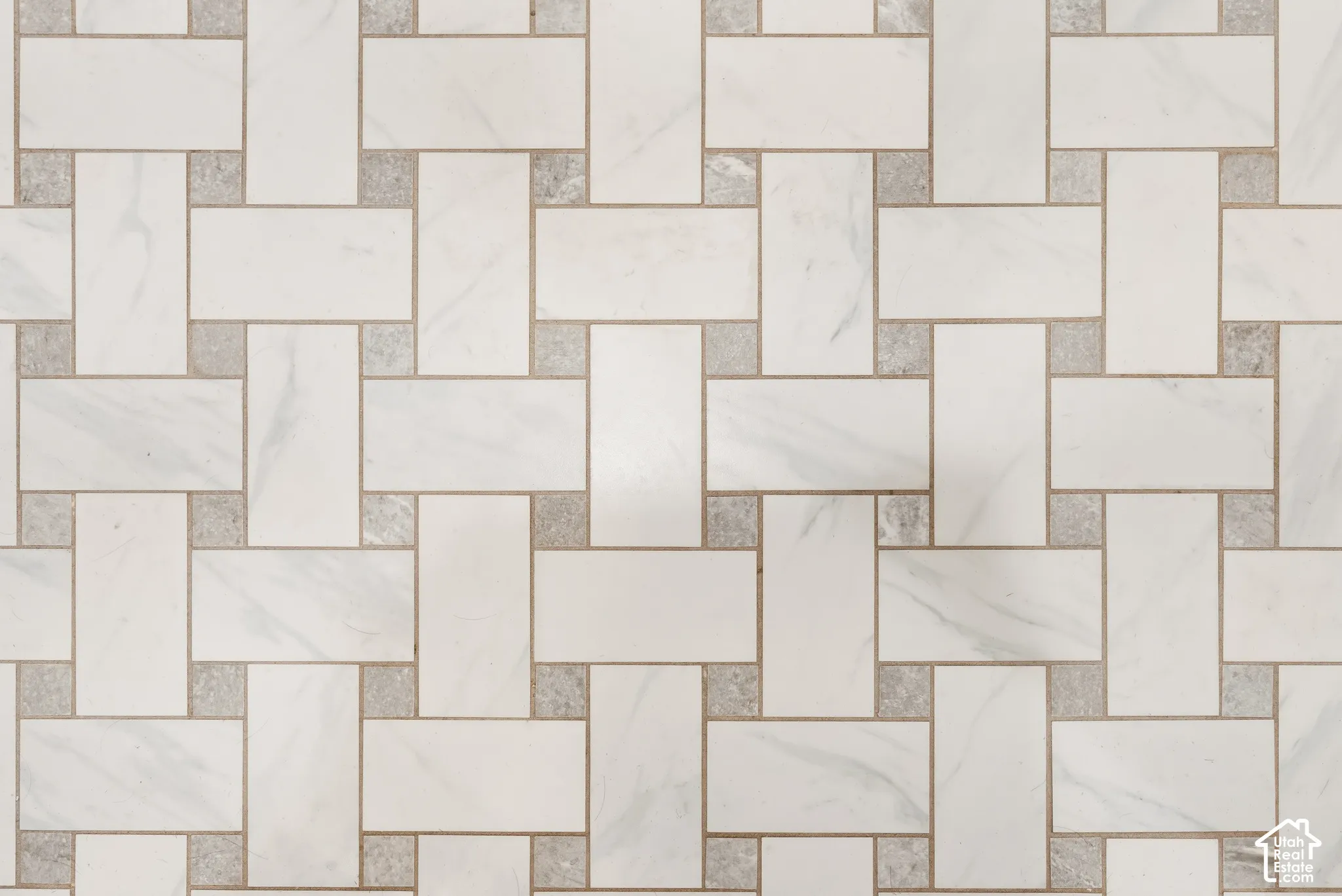 Rectangular and square tile mosaic pattern